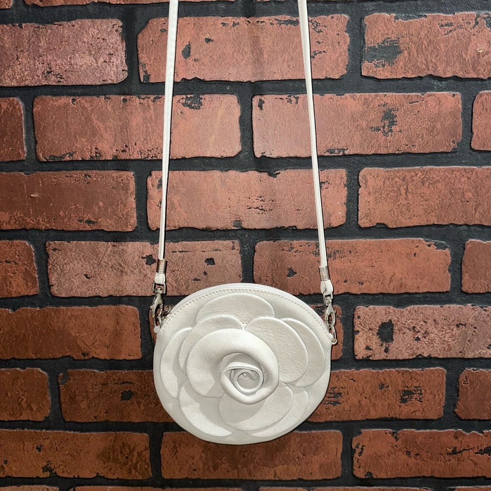 Elegant White/Cream Floral Crossbody Bag